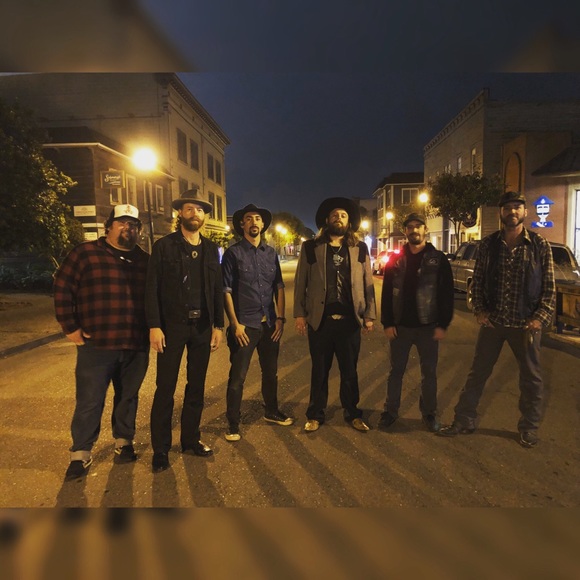 Meet your Posher, Troi - Picture 2 of 8